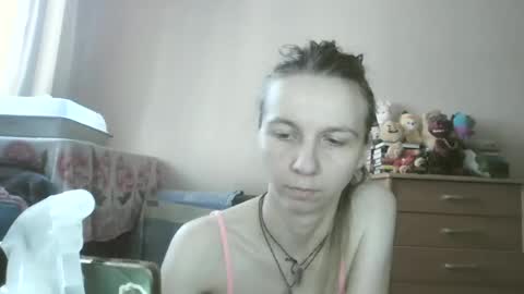Snapshot of _mari_so chatting on 06.28.26 Scarlett online show from 06.28.26