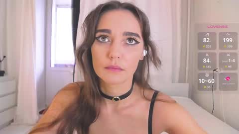 Mari online show from 10.05.25