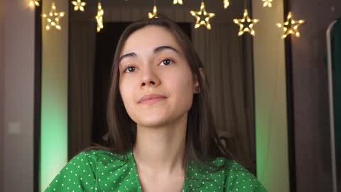  Gwen  online show from 12.14.24