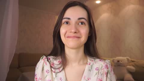  Gwen  online show from 02.18.25