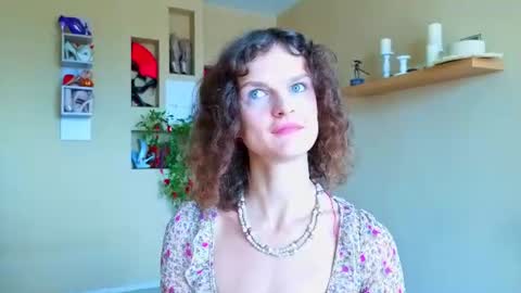 Sophia online show from 07.18.26