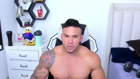 _matthew_santos_ online show from 02.09.25