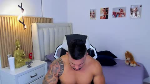 _matthew_santos_ online show from 04.10.26