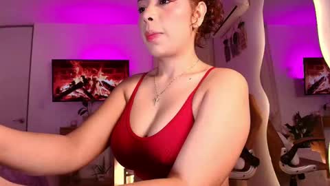 Snapshot of _megan_akbar chatting on 09.09.25 Marce online show from 09.09.25