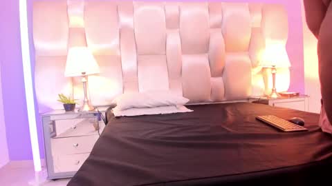 Snapshot of _megan_lovitz_ chatting on 02.26.25 _megan_lovitz_ online show from 02.26.25