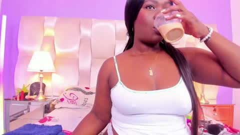 Snapshot of _megan_lovitz_ chatting on 03.08.25 _megan_lovitz_ online show from 03.08.25