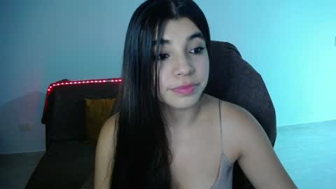  MIa blue 18  online show from 04.08.26