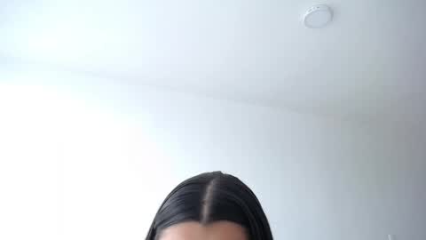  MIa blue 18  online show from 04.09.26