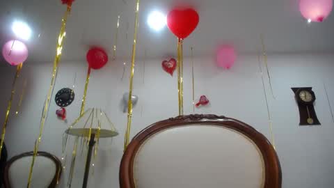  Mia  online show from 02.12.25