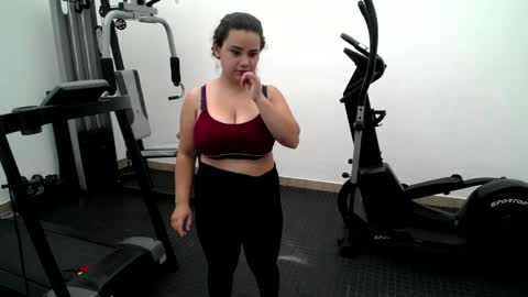  Mia  online show from 04.01.26