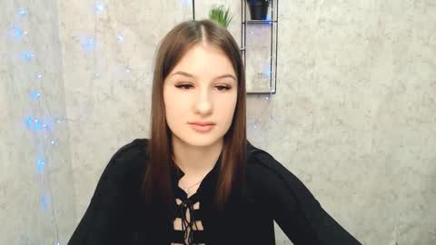 Mia online show from 02.20.25