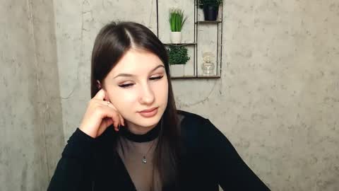 Mia online show from 03.02.25