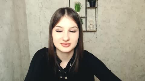 Mia online show from 03.05.25