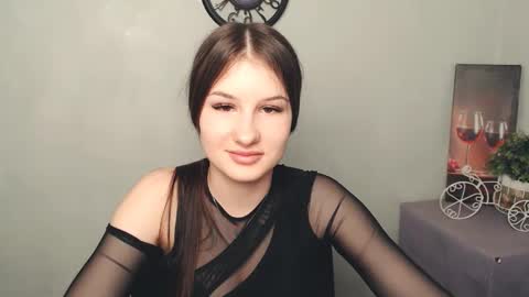 Mia online show from 03.10.25