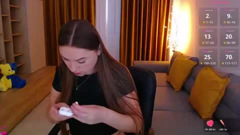 Mia online show from 07.23.26
