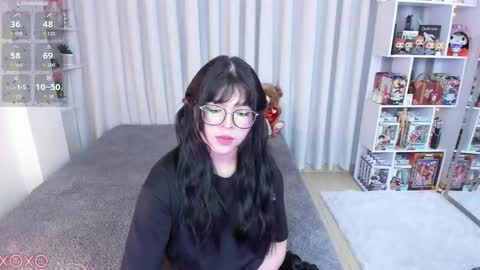 Hanna  Idependent Model   online show from 03.23.26