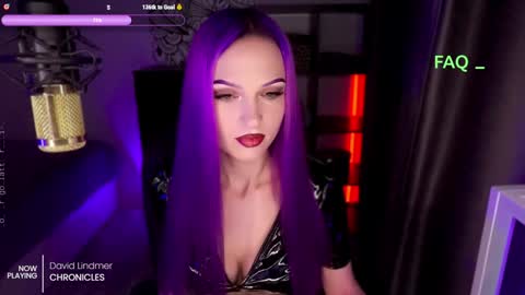 Snapshot of _mistress__ chatting on 01.07.25 Mistress Milana online show from 01.07.25