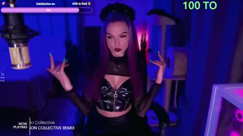 Snapshot of _mistress__ chatting on 02.07.25 Mistress Milana online show from 02.07.25