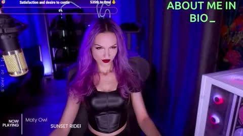 Snapshot of _mistress__ chatting on 09.15.25 Mistress Milana online show from 09.15.25