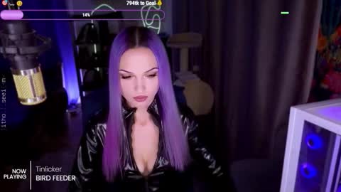 Snapshot of _mistress__ chatting on 09.19.25 Mistress Milana online show from 09.19.25