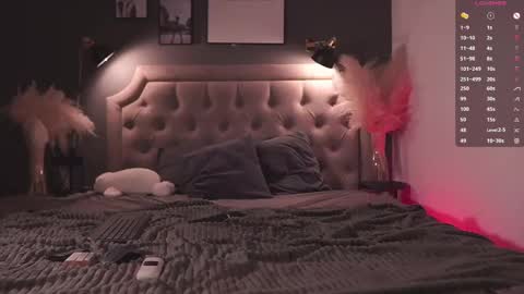 Sasha online show from 02.21.25