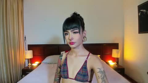 Snapshot of _mizuki chatting on 01.29.25 mizuki online show from 01.29.25