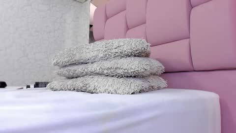 _molly_rosse_ online show from 02.12.25