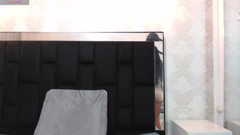 Snapshot of _mollyy chatting on 01.17.25 Molly online show from 01.17.25