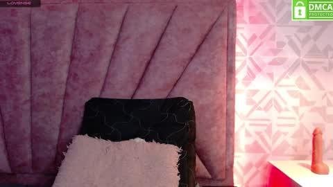 Snapshot of _mollyy chatting on 03.07.25 Molly online show from 03.07.25