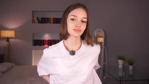 Snapshot of _moonlit_melody_ chatting on 02.24.26 Margo online show from 02.24.26