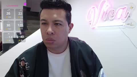 Snapshot of _mr_panda_ chatting on 09.18.25 Panda  online show from 09.18.25