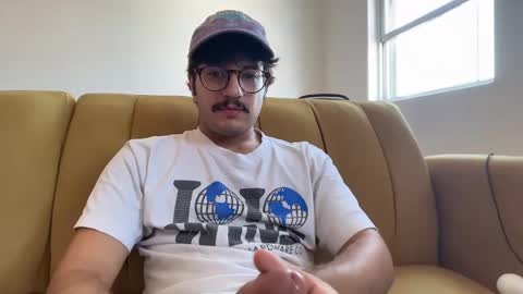 Snapshot of _mrguy_ chatting on 09.19.25 _mrguy_ online show from 09.19.25