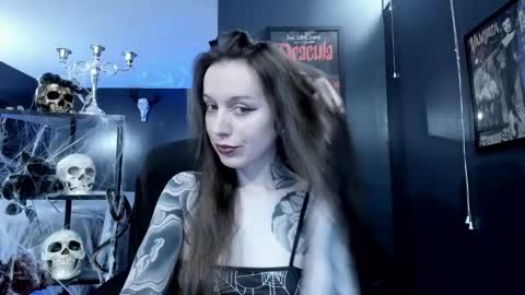 Snapshot of _naamah chatting on 12.24.24 _naamah online show from 12.24.24