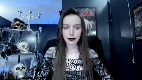 Snapshot of _naamah chatting on 12.25.24 _naamah online show from 12.25.24
