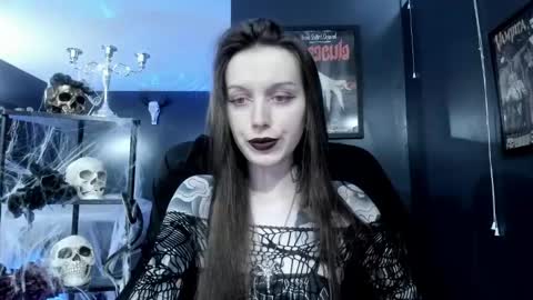 Snapshot of _naamah chatting on 12.30.24 _naamah online show from 12.30.24