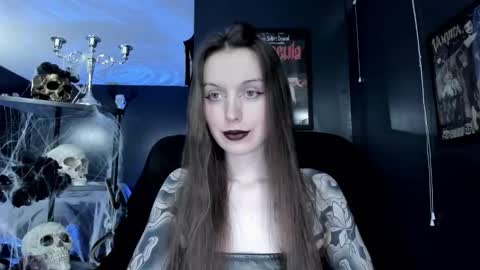 Snapshot of _naamah chatting on 01.14.25 _naamah online show from 01.14.25