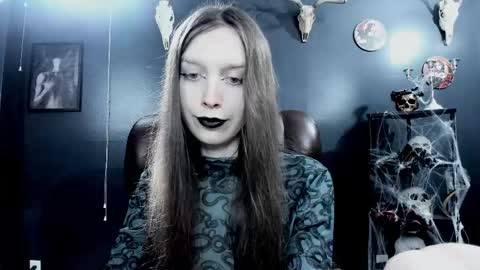 Snapshot of _naamah chatting on 09.13.25 _naamah online show from 09.13.25