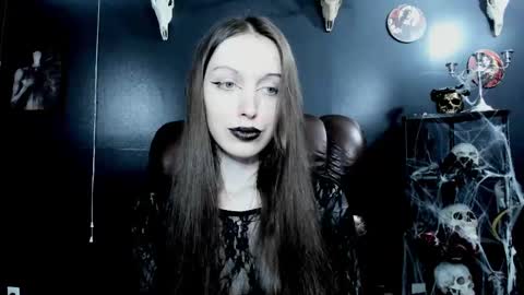 Snapshot of _naamah chatting on 09.25.25 _naamah online show from 09.25.25