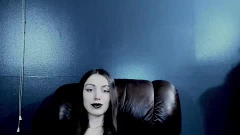 Snapshot of _naamah chatting on 10.14.25 _naamah online show from 10.14.25