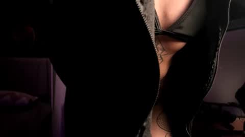 Snapshot of _natashawolf chatting on 12.02.25 Nati - Independ model online show from 12.02.25