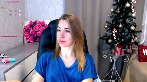 Snapshot of _naughty_megan_ chatting on 01.15.25 Megan online show from 01.15.25