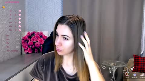 Snapshot of _naughty_megan_ chatting on 02.04.25 Megan online show from 02.04.25