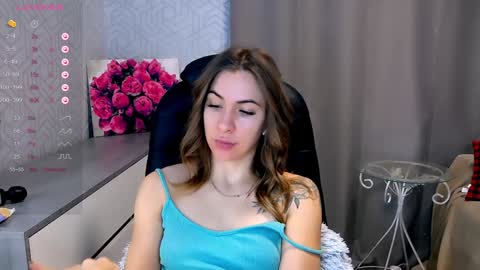 Snapshot of _naughty_megan_ chatting on 02.08.25 Megan online show from 02.08.25