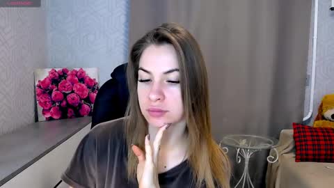 Snapshot of _naughty_megan_ chatting on 02.21.25 Megan online show from 02.21.25