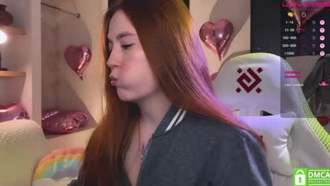 Mia with a big heart  online show from 03.26.26