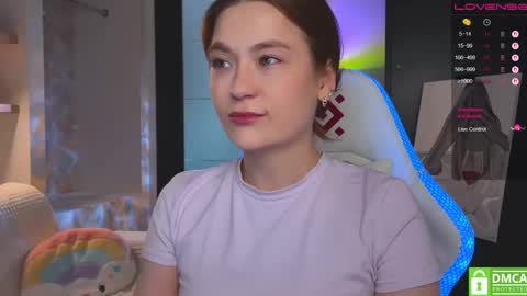 Mia with a big heart  online show from 04.15.26