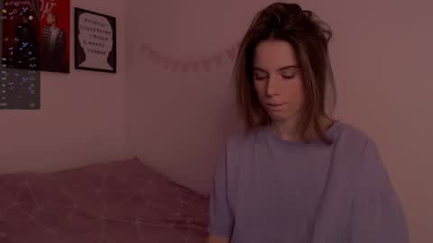 Snapshot of _ni_kiss chatting on 12.10.24 Nika online show from 12.10.24