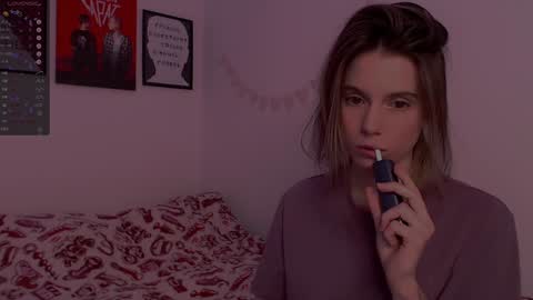 Snapshot of _ni_kiss chatting on 01.22.25 Nika online show from 01.22.25