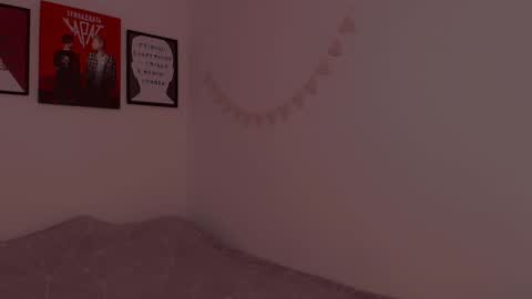 Snapshot of _ni_kiss chatting on 01.25.25 Nika online show from 01.25.25