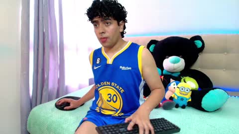 Snapshot of _nickconnor1 chatting on 12.13.24 Nicolas online show from 12.13.24
